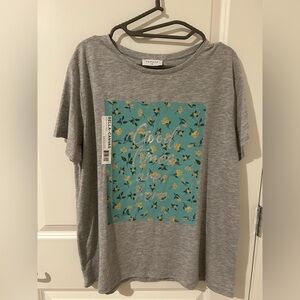 “Good Vibes are Here” graphic t-shirt